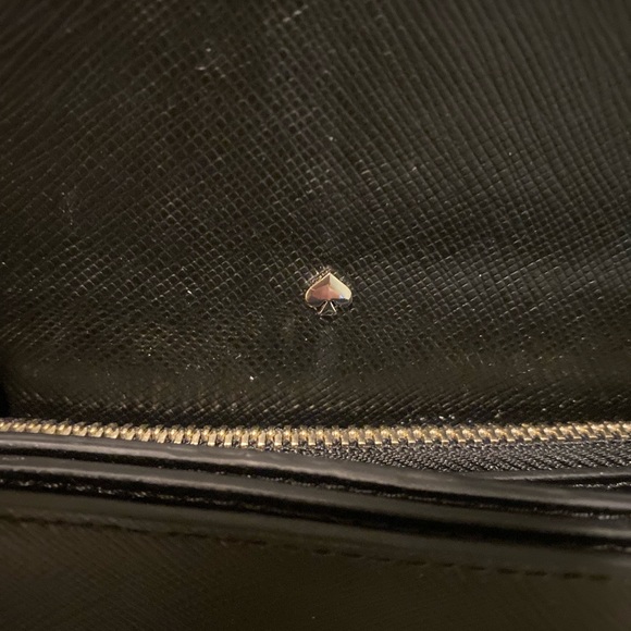 NEW ♠️ Authentic Kate Spade beige & black small flap crossbody ♠️ - Picture 4 of 8